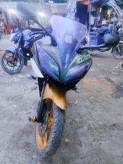 Yamaha FZs